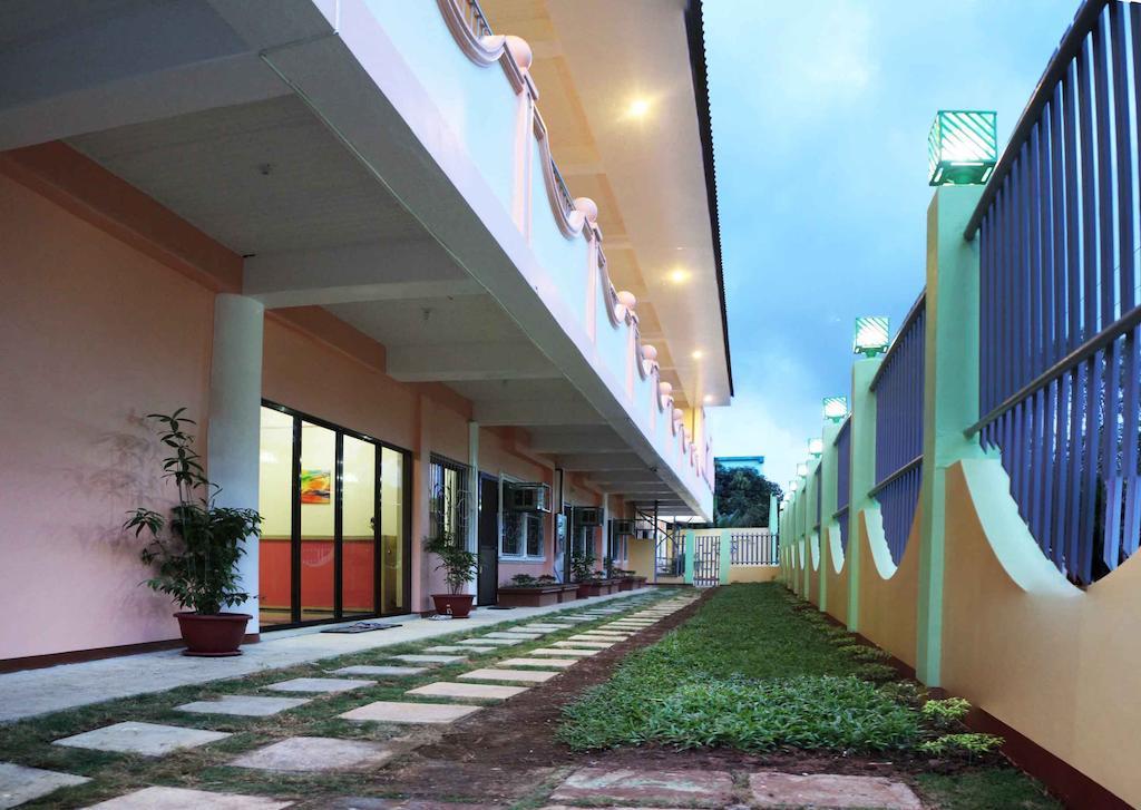 Amerson Pension Place Puerto Princesa Екстериор снимка