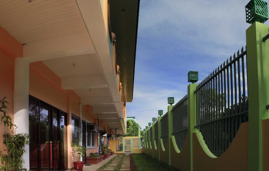 Amerson Pension Place Puerto Princesa Екстериор снимка