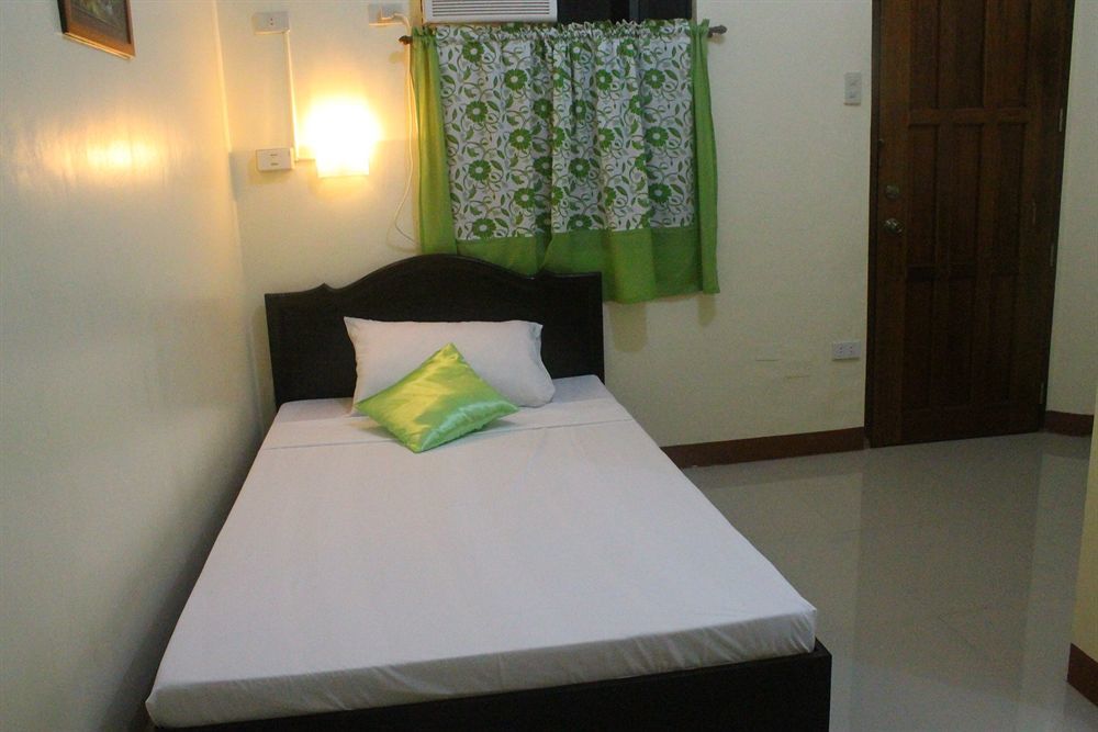 Amerson Pension Place Puerto Princesa Екстериор снимка