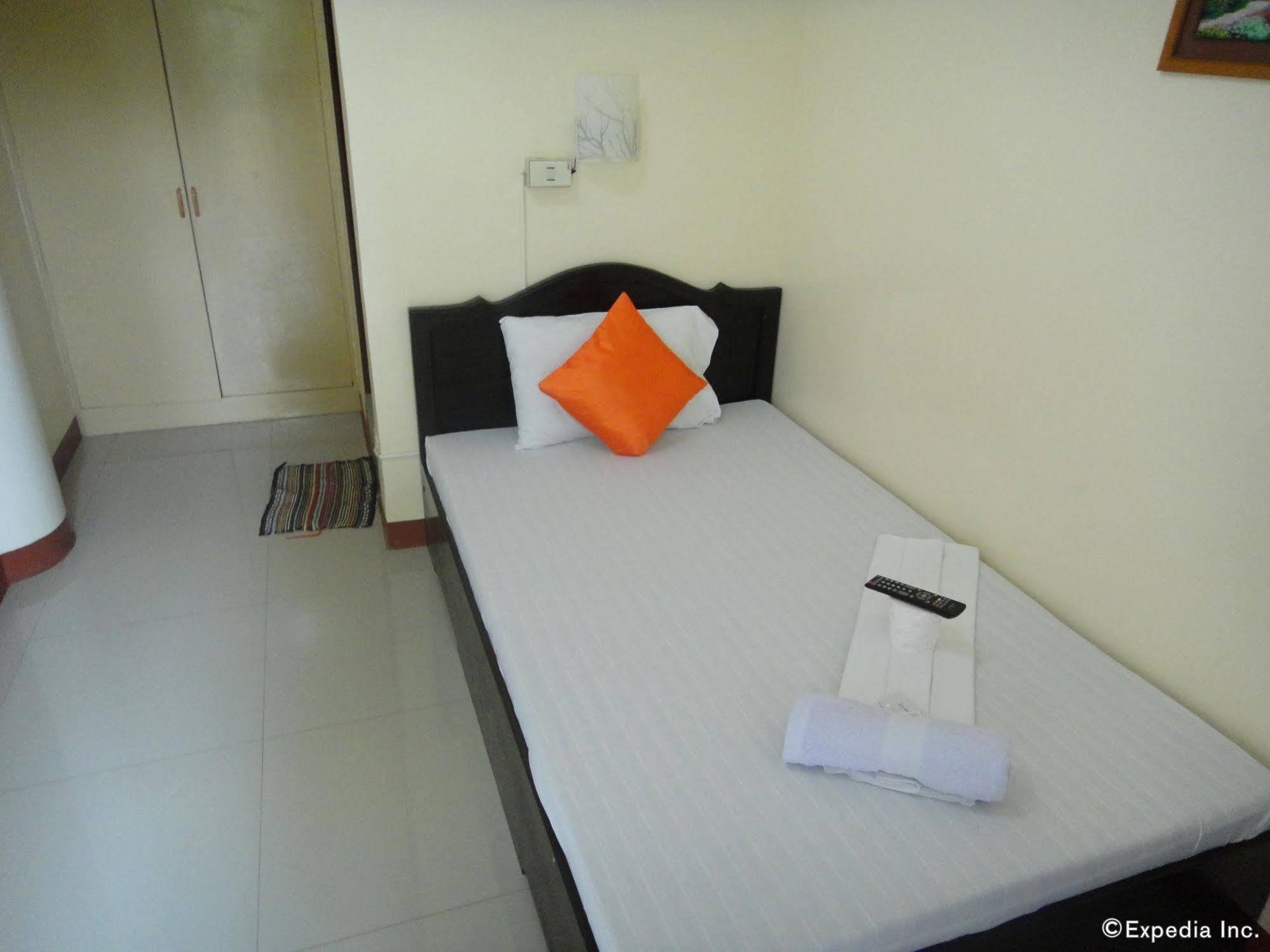 Amerson Pension Place Puerto Princesa Екстериор снимка
